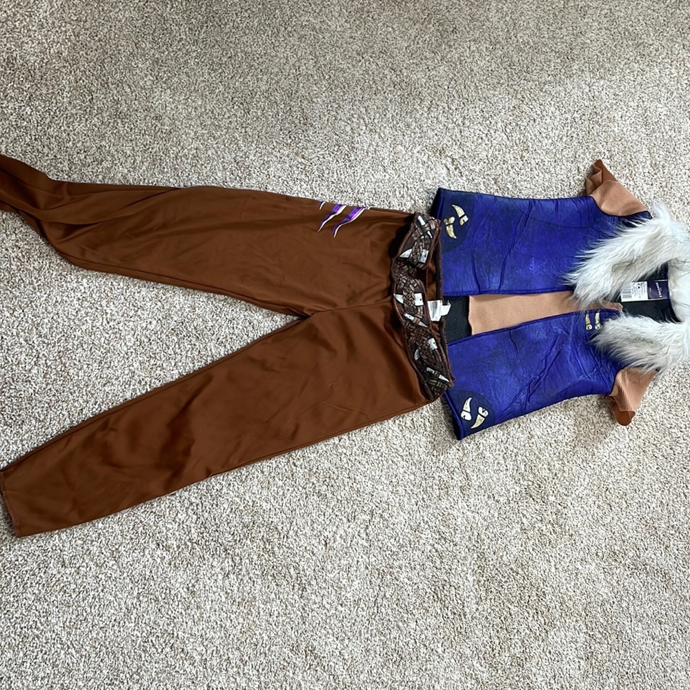 Addison Zombies 2 Halloween costume
